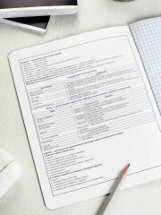 Тетрадь предметная арт. 69824/ БИОЛОГИЯ /48 л., А5+, вн.блок - клетка, выборочный ТВИН УФ-лак,