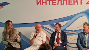 Половина стартапов разрабатывают высокотехнологичные решения для бизнеса Половина стартапов разрабатывают высокотехнологичные решения для бизнеса
