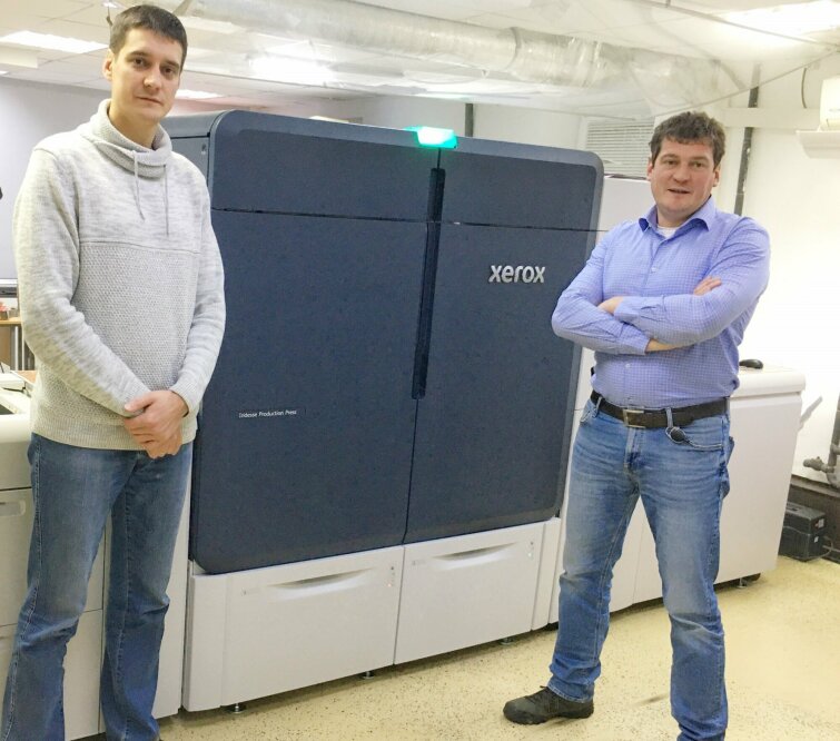 Установка первой в Ярославле ЦПМ Xerox® Iridesse™ Production Press помогла типографии CMYK расширить ассортимент дизайнерских решений Установка первой в Ярославле ЦПМ Xerox® Iridesse™ Production Press помогла типографии CMYK расширить ассортимент дизайнерских решений
