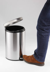 DURABLE: корзина для мусора с педалью DURABLE: корзина для мусора с педалью