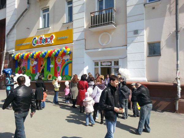 Метеорит «Сильверхоф» в Челябинске Метеорит «Сильверхоф» в Челябинске